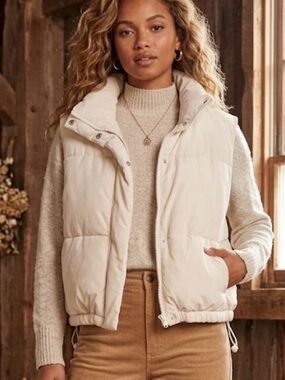 Love Tree Cream Quilted Puffer Vest